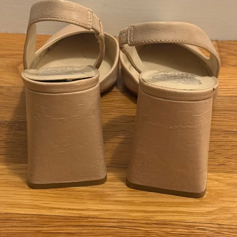 Vince Camuto Nude Neutral Slingback Pointed Toe Pump High Heel Shoes 9.5 9 1/2